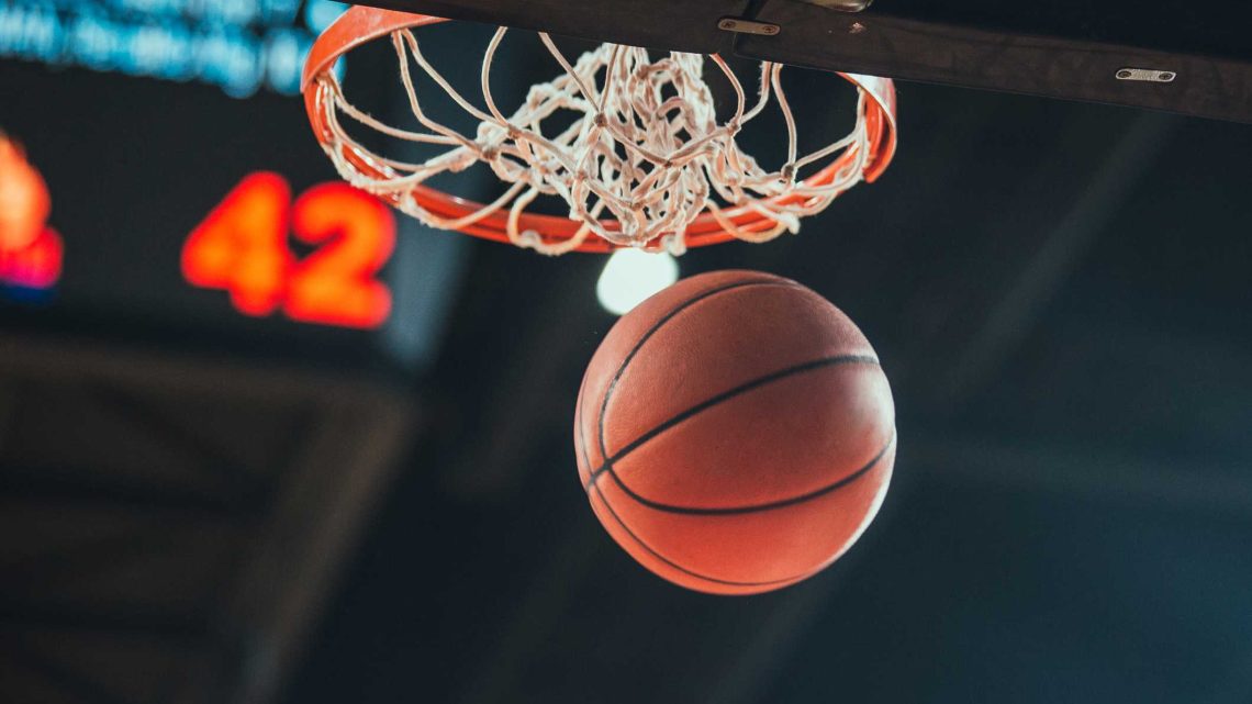 Daftar Pelatih Basket Legend dari Dalam dan Luar Negeri, Punya Taktik Mengesankan